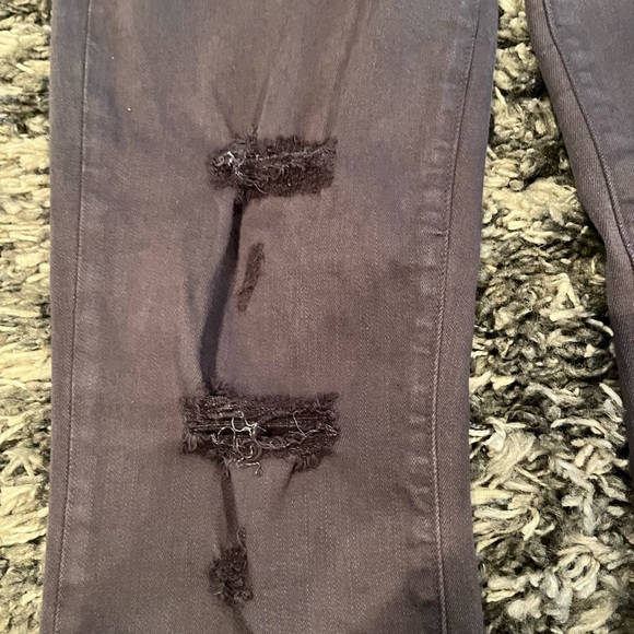 J Brand 932 Distressed Skinny Jean - Picture 7 of 9